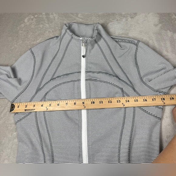 Lululemon Define Tonka Stripe Heathered Slate White Full Zip Athletic Jacket 10 - Picture 10 of 16